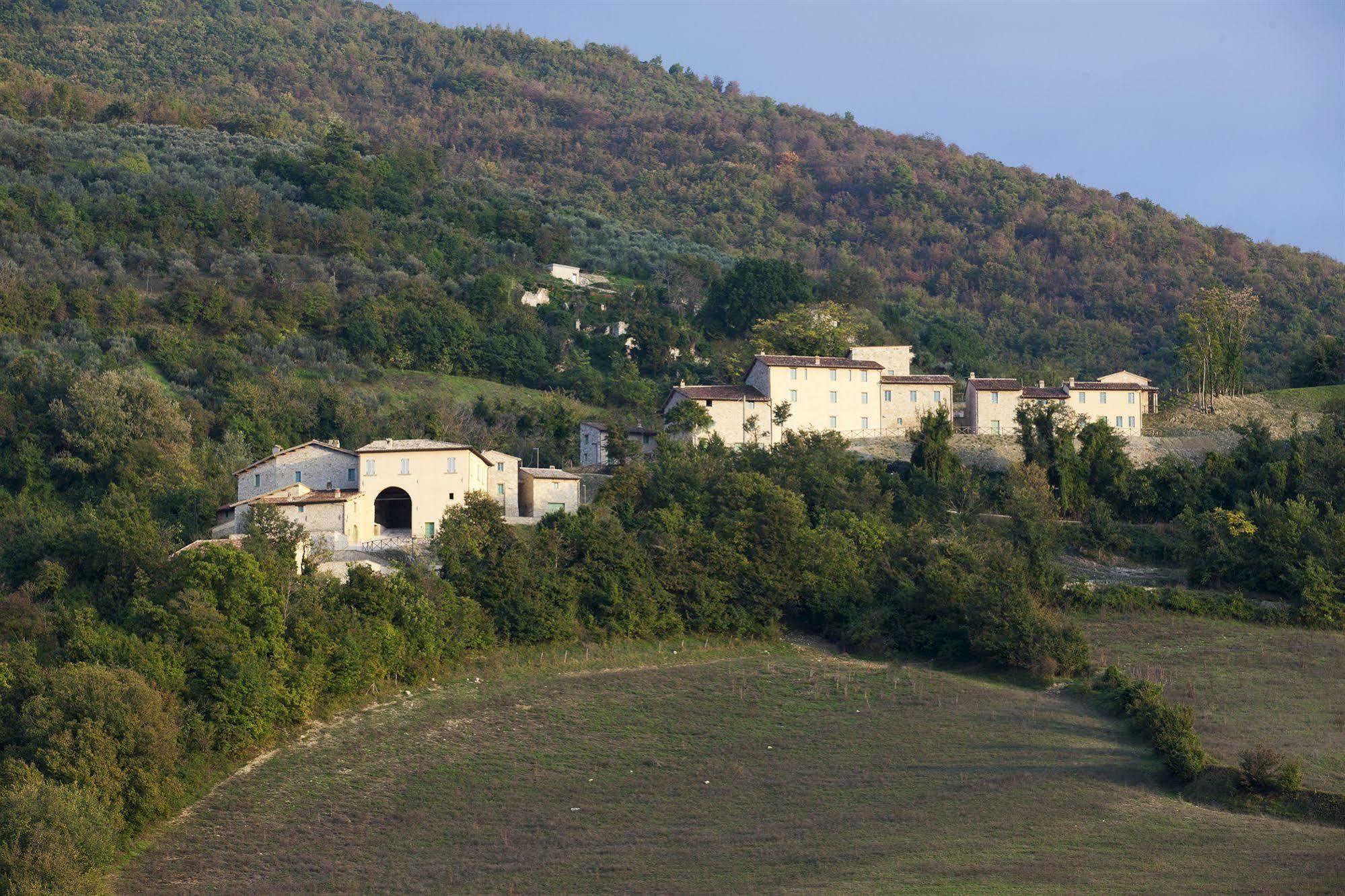 Borgo Di Gallano Valtopina Exterior foto